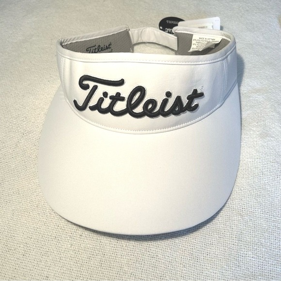 Titleist Accessories - Titleist Women's Sundrop Visor NWT White & Black Golf Tennis Country Club